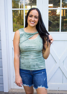 EMERALD TIE DYE TOP