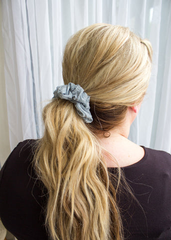 KAT SCRUNCHIE